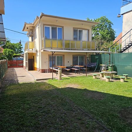 Ada 2 Apartmanhaz Hajdúszoboszló Dış mekan fotoğraf
