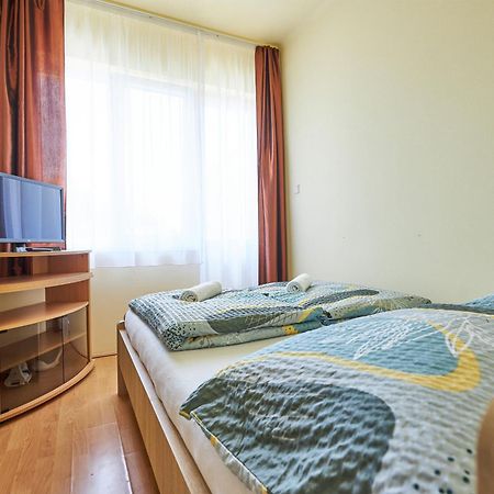 Ada 2 Apartmanhaz Hajdúszoboszló Dış mekan fotoğraf