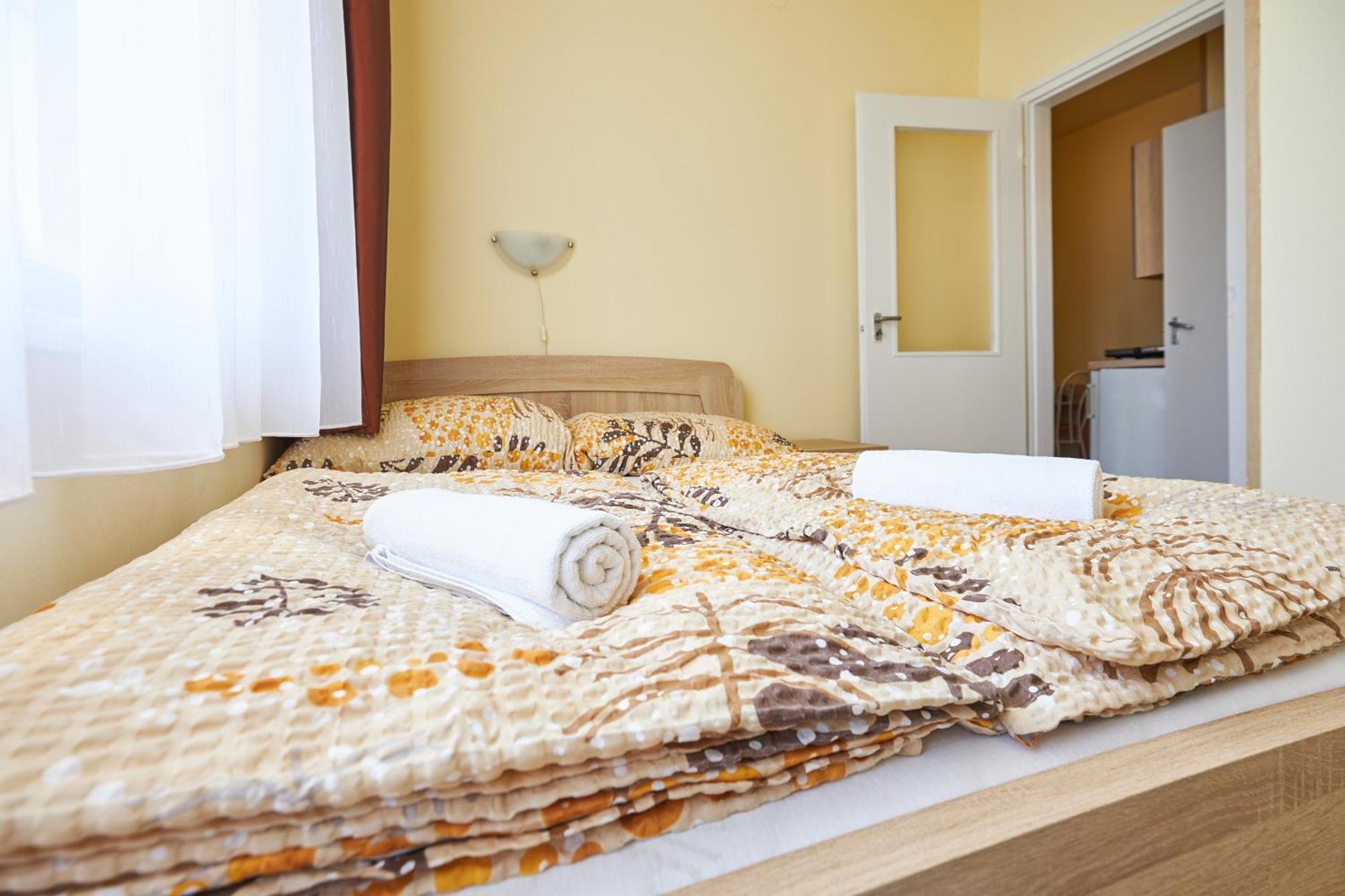 Ada 2 Apartmanhaz Hajdúszoboszló Dış mekan fotoğraf