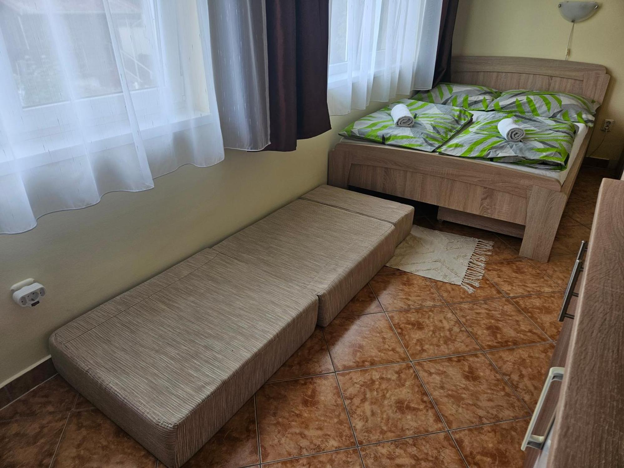 Ada 2 Apartmanhaz Hajdúszoboszló Dış mekan fotoğraf